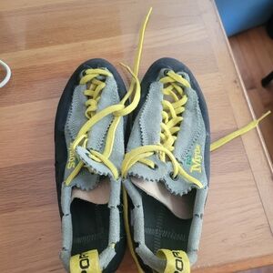 La Sportiva Mythos Eco Climbing Shoes Sz 38 Like New